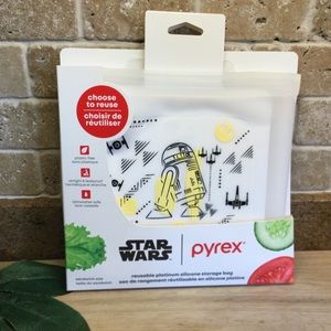 BNIP Pyrex Star Wars Reusable Silicone Storage Bags